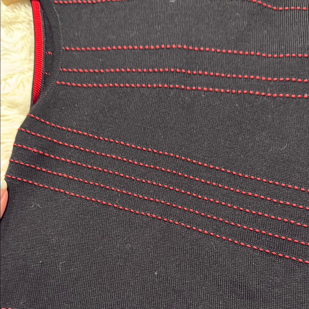 Vintage Escada Black and Red Women's Top size 34 fits xs-m/l - Picture 3 of 4